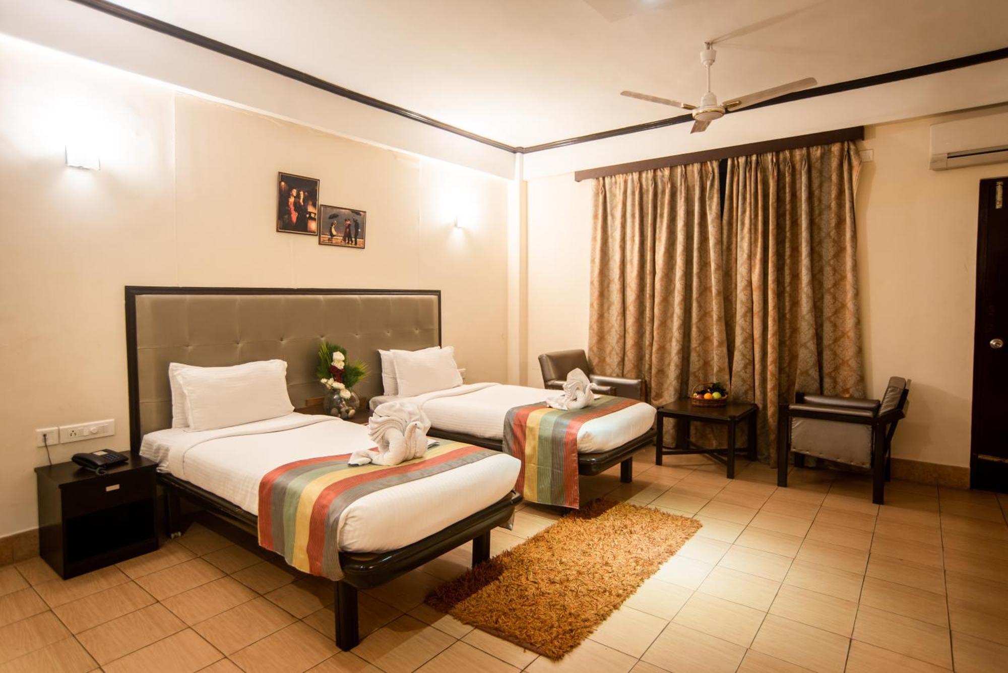 Hotel Polo Orchid Tura Exterior foto